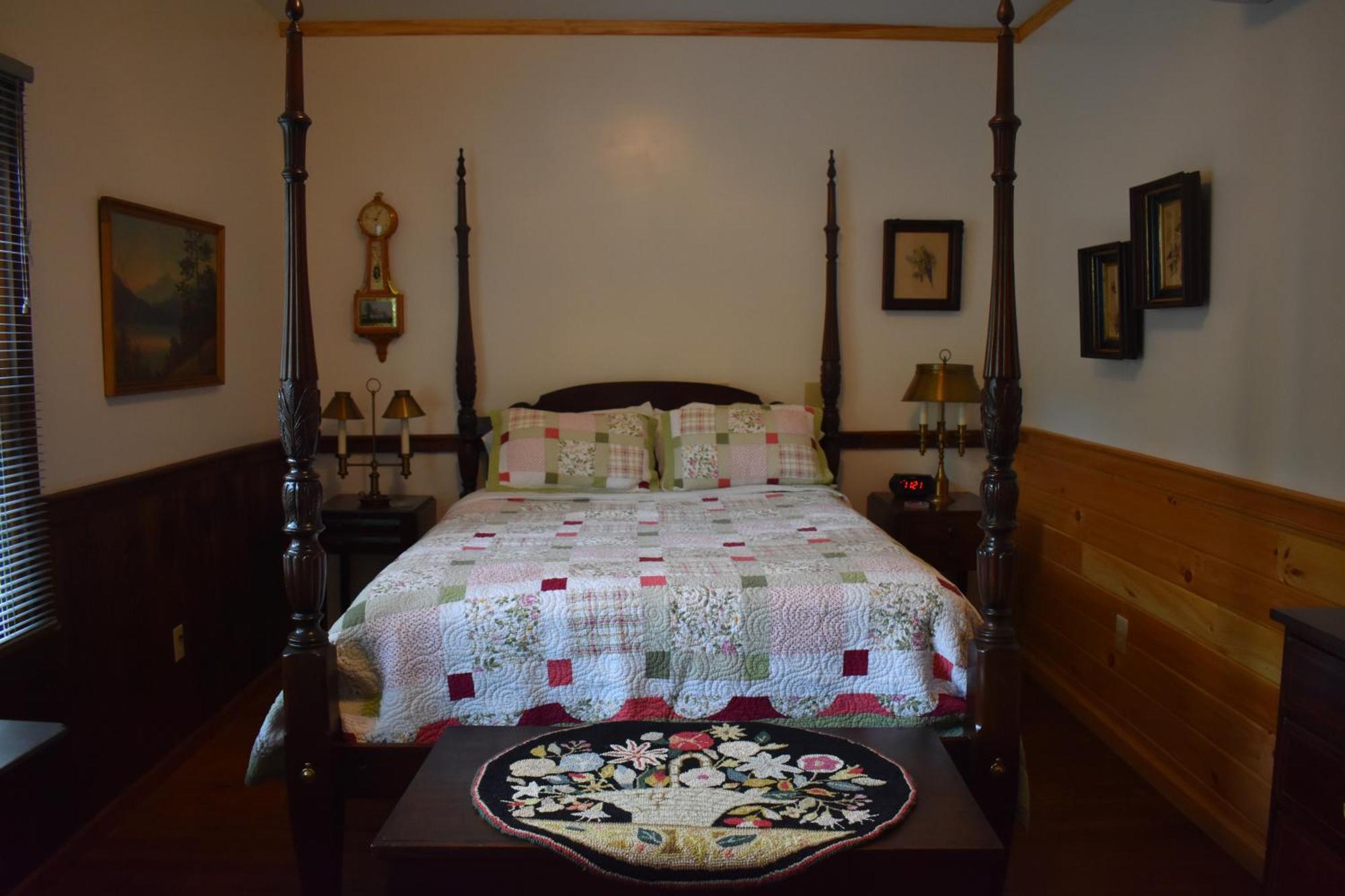 Restored1850S Log Cabin, With Gazebo And Gardens! 1 Mile To Downtown 웨버빌 외부 사진