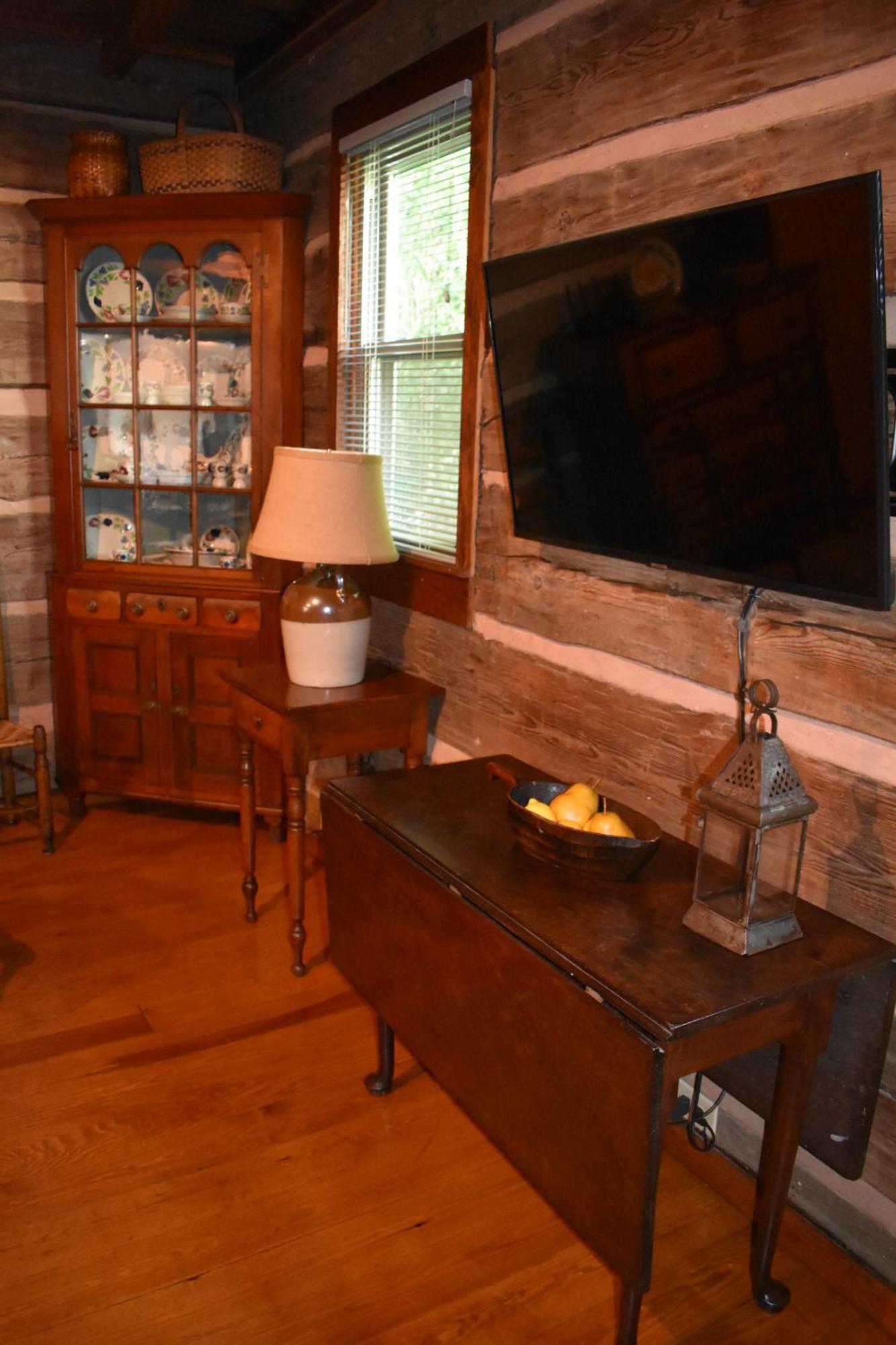 Restored1850S Log Cabin, With Gazebo And Gardens! 1 Mile To Downtown 웨버빌 외부 사진