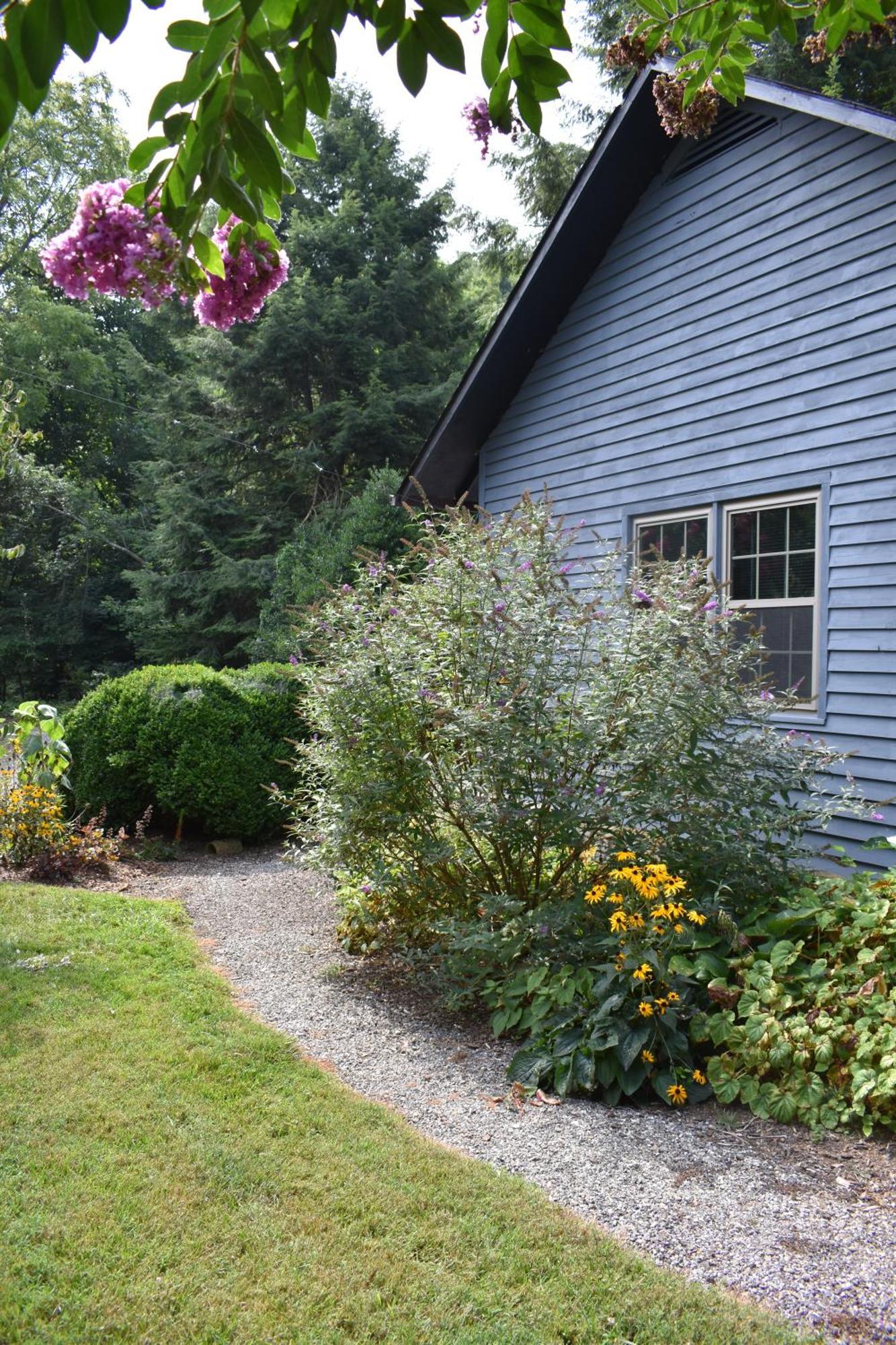 Restored1850S Log Cabin, With Gazebo And Gardens! 1 Mile To Downtown 웨버빌 외부 사진